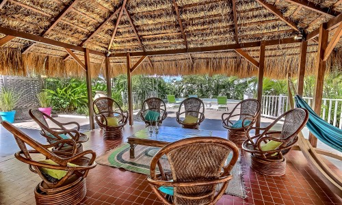 Trois-Îlets - Villa 4 ou 6 chambres en bord de mer avec piscine